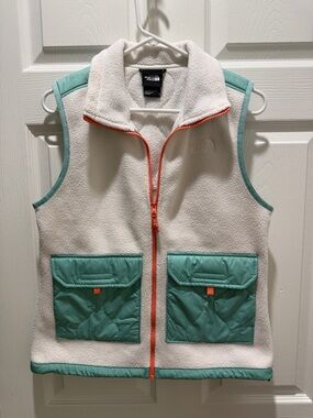 The North Face Cream Sherpa Vest with Mint Pockets and Coral Zipper